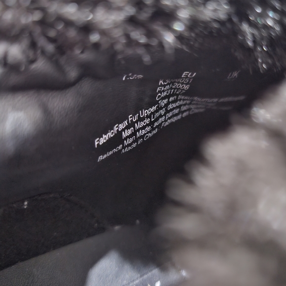 Dkny Abri Faux-Fur Wedge Booties in Black & Gold Women’s Size 7.5M - Picture 11 of 11